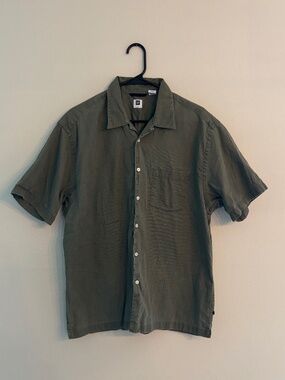 Gap Olive Green Button Up Shirt